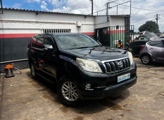 TOYOTA LAND CRUISER PRADO 2010 4X4 2.7Cc-Gasolina