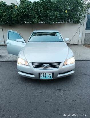 Toyota Mark x 250G 2004 2.5cc