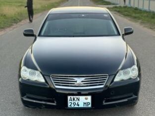 Toyota Mark X Recém importado-370.000,00mt