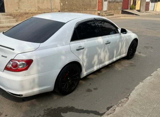 Toyota MarkX 2.5