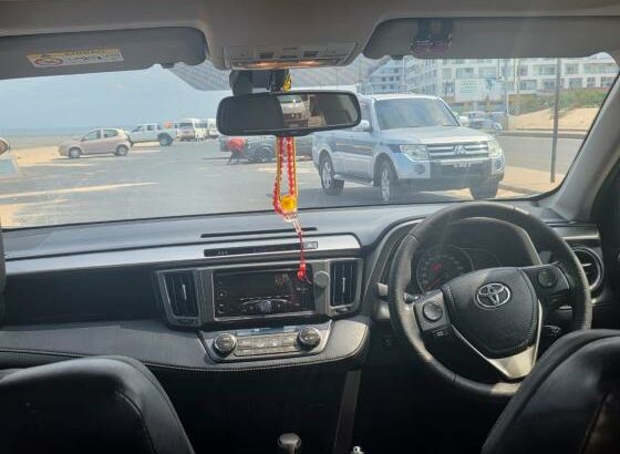 TOYOTA RAV4 2015 2.0L