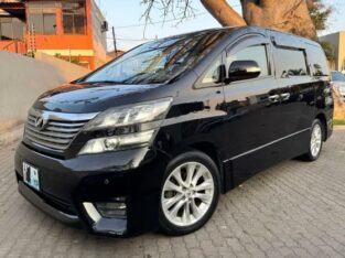 Toyota Vellfire 2009 2.4
