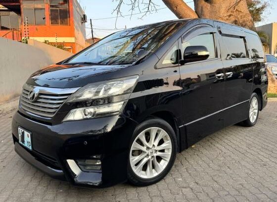 Toyota Vellfire 2009 2.4