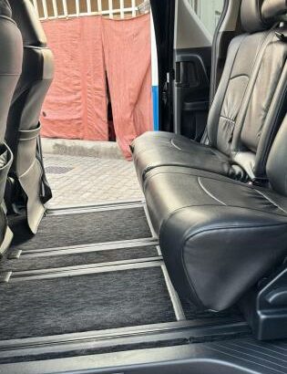 Toyota Vellfire 2009 2.4