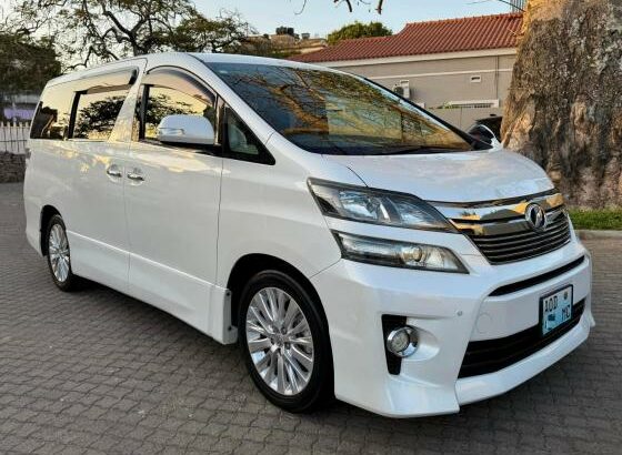 Toyota Vellfire 2013 2.4 Recem chegado