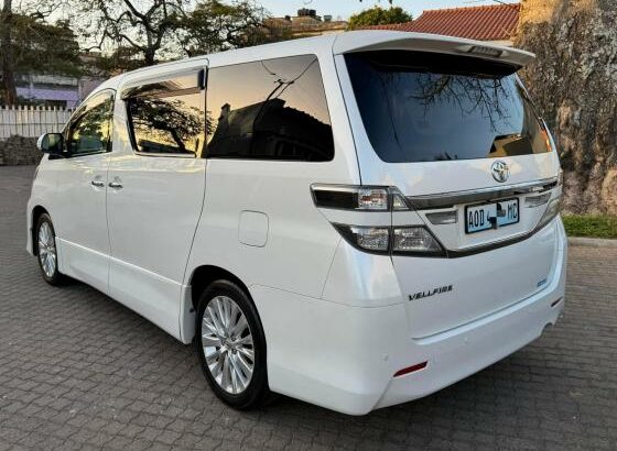 Toyota Vellfire 2013 2.4 Recem chegado