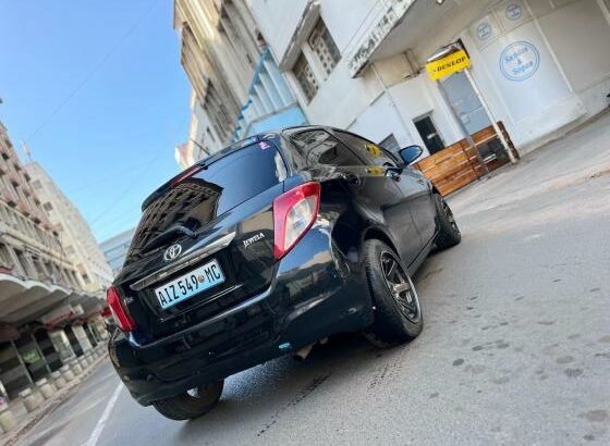 Toyota Vitz 2011 1.5-265.000,00mt