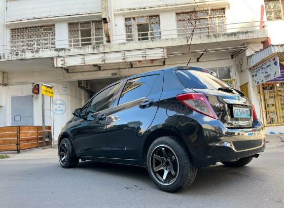 Toyota Vitz 2011 1.5-265.000,00mt