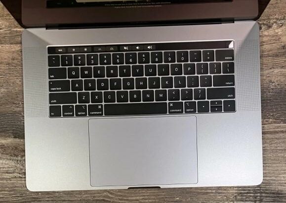 MacBook Pro 15.4 Core i9 2.9Ghz 32GB 1TB como novo e Core i7