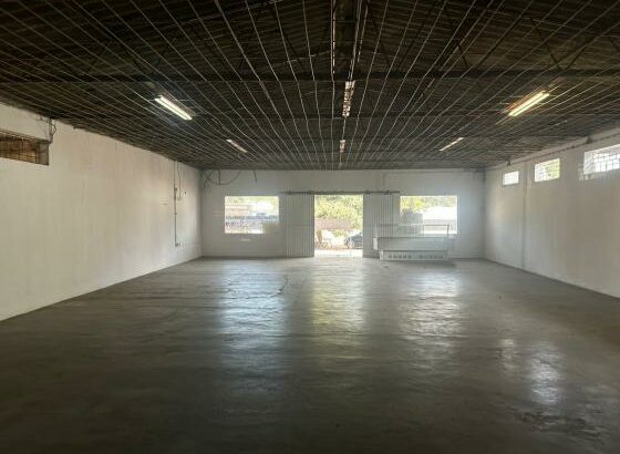 Baixou Arrenda-se Armazém n Bairro de mavalane