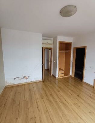 Arrenda se apartamento novo luxuoso tipo 3 com suite mais 2wc no condomínio do Zimpeto na estrada grande mputo