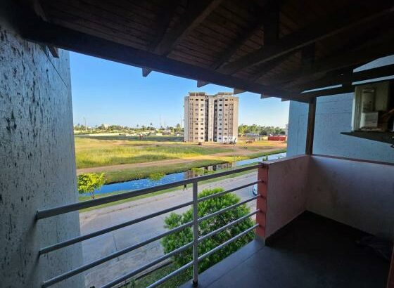 Vende-se apartamento T3 quarto suíte, prédio curto no condomínio casa jovem,  costa do sol