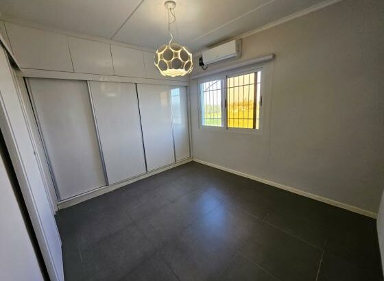 Vende-se apartamento T3 quarto suíte, prédio curto no condomínio casa jovem,  costa do sol
