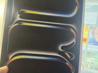 iPad Pro 11″ M4 512GB Wifi+Cell Selados Entregas e Garantias