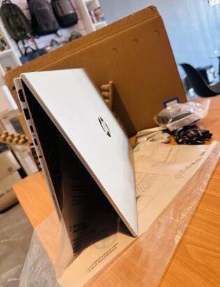 Lap Top Novo em Promoção  Hp Probook 4 G1iR 16 inch Notebook PC Intel Core 5 14TH Gen 2025 Edition  16 GB DDR5 SDRAM + 512 GB SSD  Windows 11 pro , In