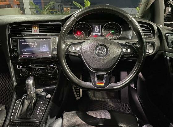 VW GOLF MK7 R-LINE (SINGAPURE) | MODELO 2014 | MOTOR 1.4