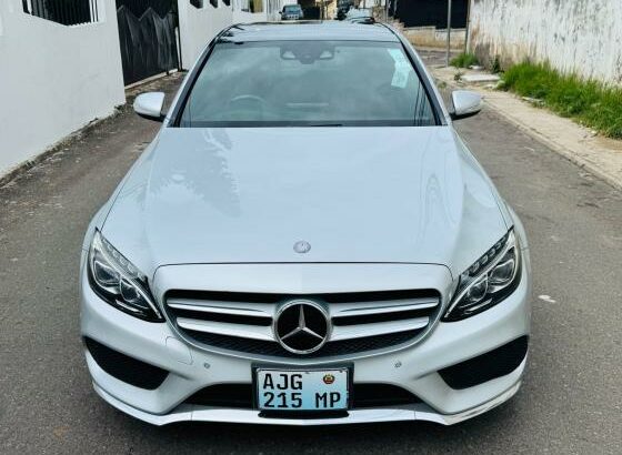 Mercedes-Benz | C200 AMG | 2017 | Automático