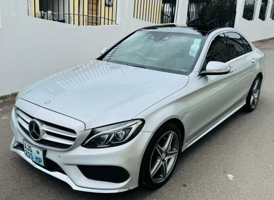 Mercedes-Benz | C200 AMG | 2017 | Automático