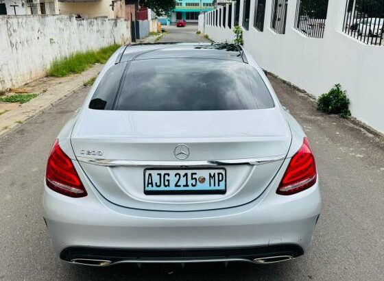 Mercedes-Benz | C200 AMG | 2017 | Automático