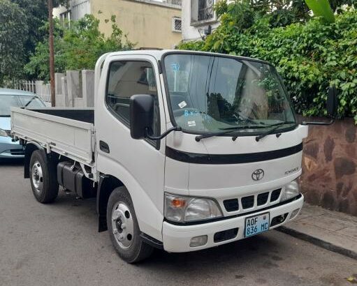 Toyota | Toyoace | 1kd | 4×4 | Recém-importada 🎁