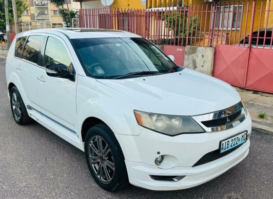 Mitsubishi | Outlander | 2008 | Automático | 4×4