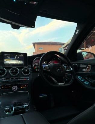 Mercedes-Benz | C250 AMG Sport | 2016 | Recém-importado 🎁