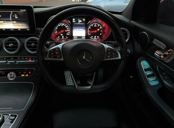 Mercedes-Benz | C250 AMG Sport | 2016 | Recém-importado 🎁