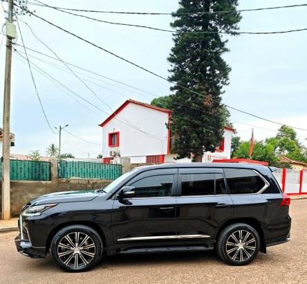 Lexus | LX570 | 2017 | Automático | 5.7L | V8 🎁