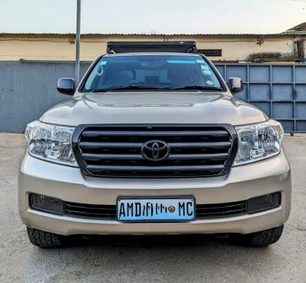 Toyota | Land Cruiser VX | Série 200 | Diesel | 4×4
