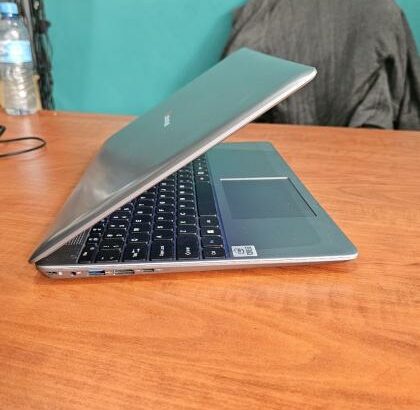 *LAPTOPS Packard Bell* 10th Gen Intel Core i5-1035G1 @ 1.0Ghz (8CPUs) ~1.2GHz Ram 8gb SSD M2 NVm 512gb,
10 unidades disponíveis