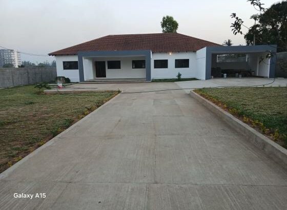 Arrenda-se vivenda, tipo4 na Zona da Dona Alice atrás do Prédio 4life