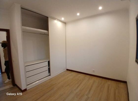 Arrenda-se vivenda, tipo4 na Zona da Dona Alice atrás do Prédio 4life