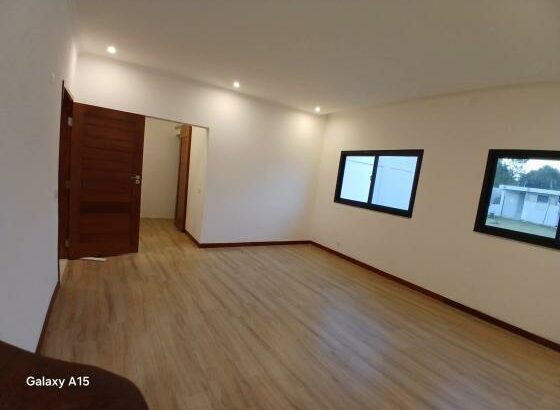 Arrenda-se vivenda, tipo4 na Zona da Dona Alice atrás do Prédio 4life