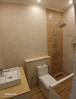 Arrenda-se vivenda, tipo4 na Zona da Dona Alice atrás do Prédio 4life