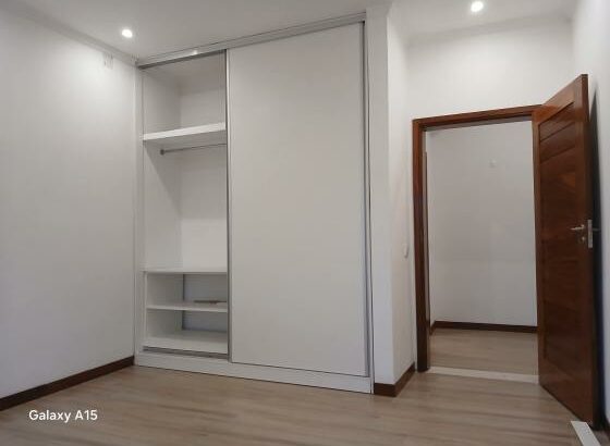 Arrenda-se vivenda, tipo4 na Zona da Dona Alice atrás do Prédio 4life