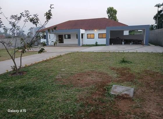 Arrenda-se vivenda, tipo4 na Zona da Dona Alice atrás do Prédio 4life