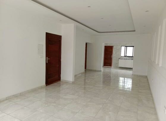 Vende-se esta vivenda, tipo3 no bairro de laulane muito próximo a Escola 10 de Novembro