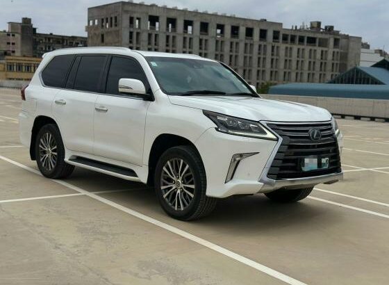 Lexus LX 570