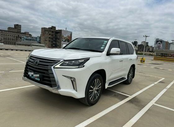 Lexus LX 570