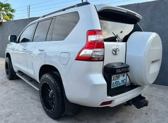 Toyota Land Cruiser Prado 2016 Recém importado