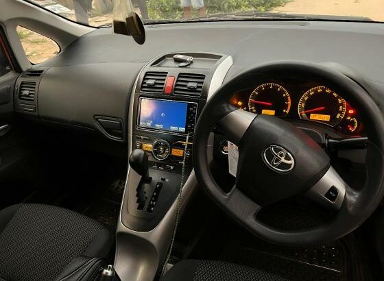 Toyota Auris 2011 Start a botão