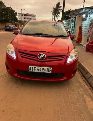 Toyota Auris 2011 Start a botão