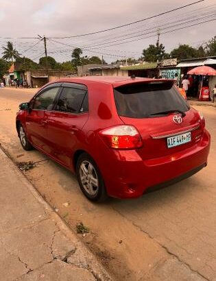 Toyota Auris 2011 Start a botão