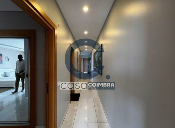 Arrenda-se Apartamento T3 Mobilado, Vista Mar, no Condomínio Deco Assus, Av. Da Marginal.