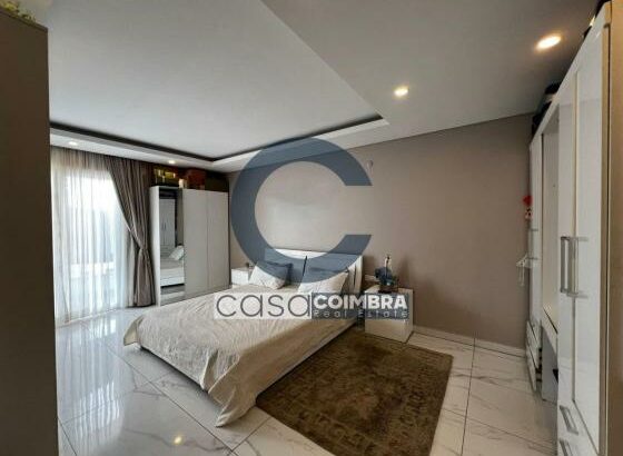 Arrenda-se Apartamento T3 Mobilado, Vista Mar, no Condomínio Deco Assus, Av. Da Marginal.