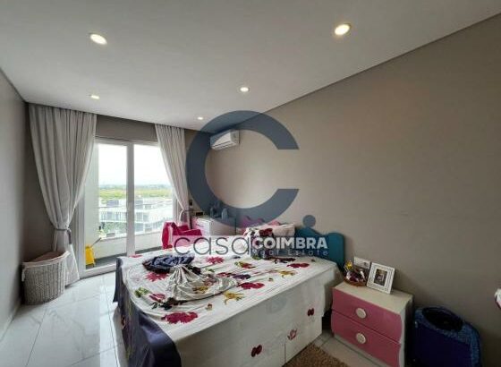 Arrenda-se Apartamento T3 Mobilado, Vista Mar, no Condomínio Deco Assus, Av. Da Marginal.