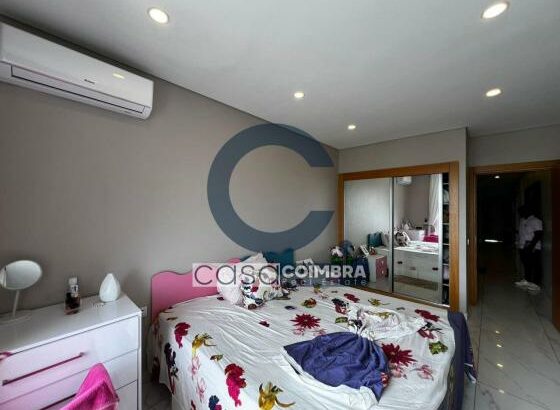 Arrenda-se Apartamento T3 Mobilado, Vista Mar, no Condomínio Deco Assus, Av. Da Marginal.