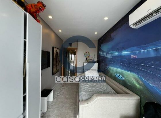 Arrenda-se Apartamento T3 Mobilado, Vista Mar, no Condomínio Deco Assus, Av. Da Marginal.