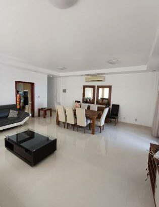 Arrenda se apartamento novo com vista ao mar mobilado tipo 3 com suites mais 2wc no condomínio karibu na avenida marginal entrega imediata