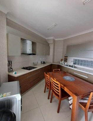 Arrenda se apartamento novo com vista ao mar mobilado tipo 3 com suites mais 2wc no condomínio karibu na avenida marginal entrega imediata